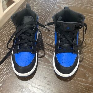 Jordan Kids Black and Blue Sneakers